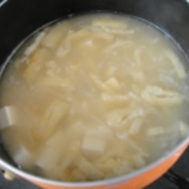 豆腐と大根油揚げの味噌汁 レシピ 作り方 By Mint74 楽天レシピ 豆腐と大根油揚げの味噌汁 レシピ 作り方 By Mint74 楽天レシピ